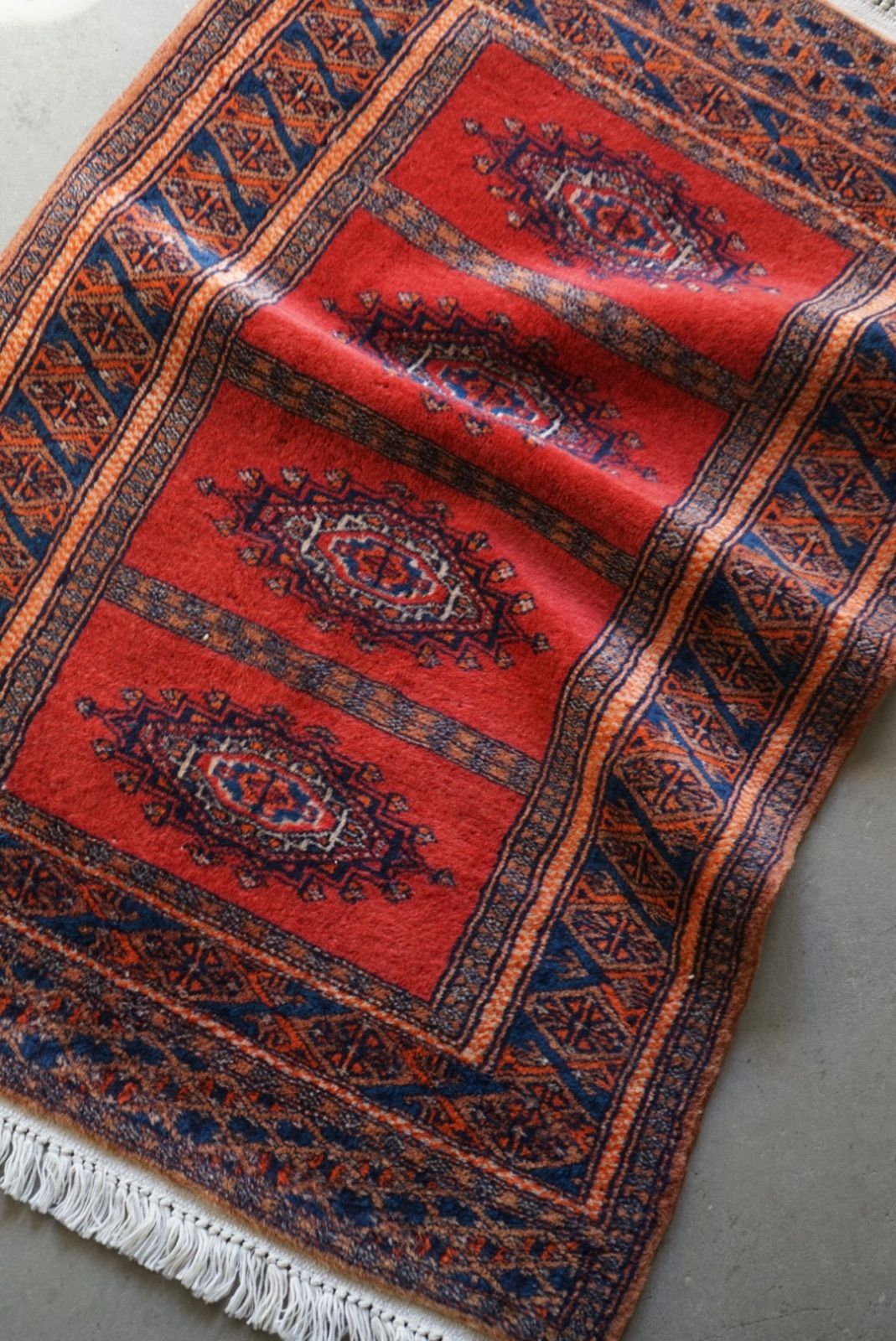 ヴィンテージラグ トルコ トルクメン 1970年代 99 × 65.5 cm No