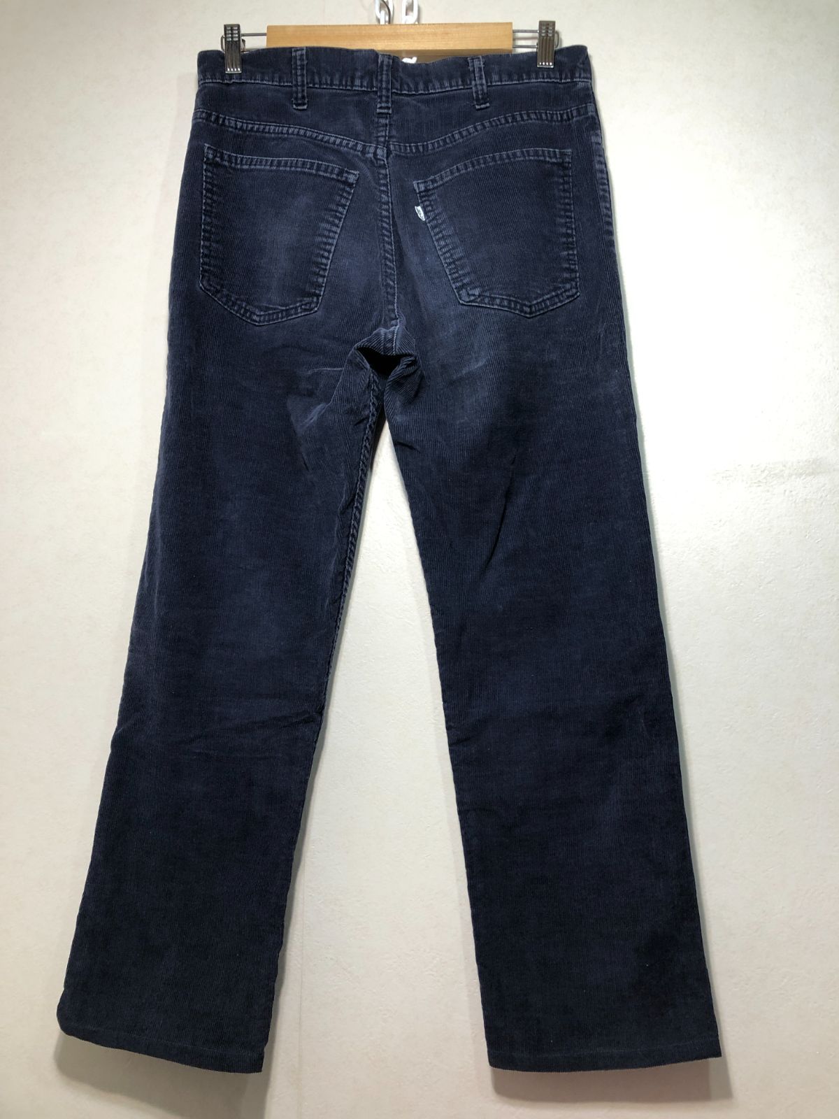 532172 LEVI'S 519 1517 ボタン裏536 コーデュロイ 532172 LEVI'S 519 1517 ボタン裏536 コーデュロイ パンツ 白タブ