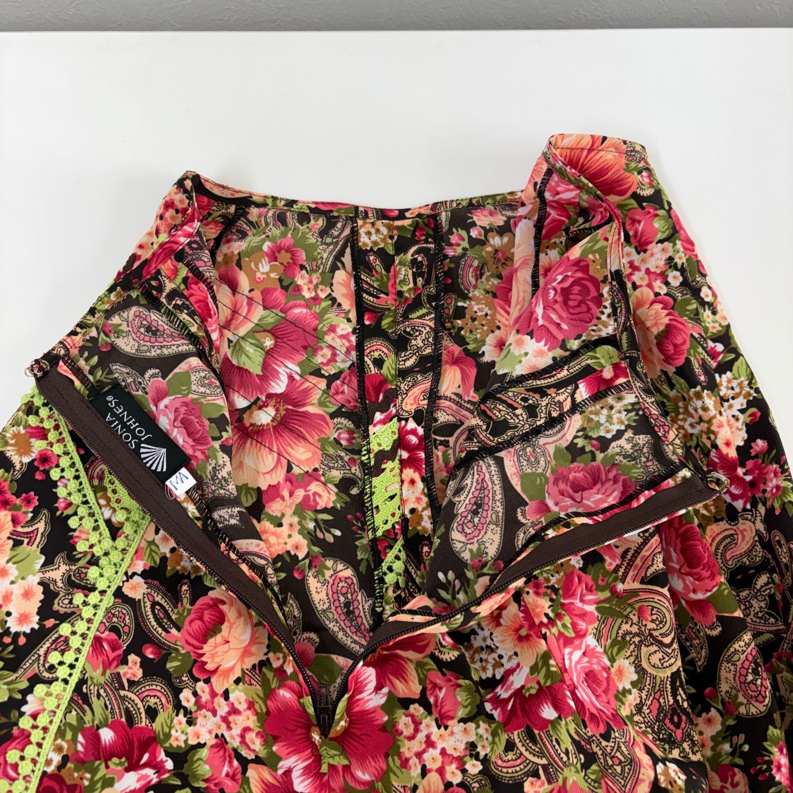 ソニアジョーンズ】フラメンコ衣装 スカート ファルダ 赤 黒 ピンク 花