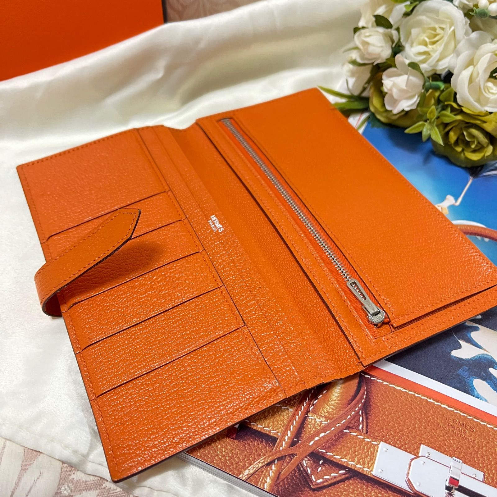 HERMES エルメス ベアンスフレ 二つ折り長財布 オレンジ-