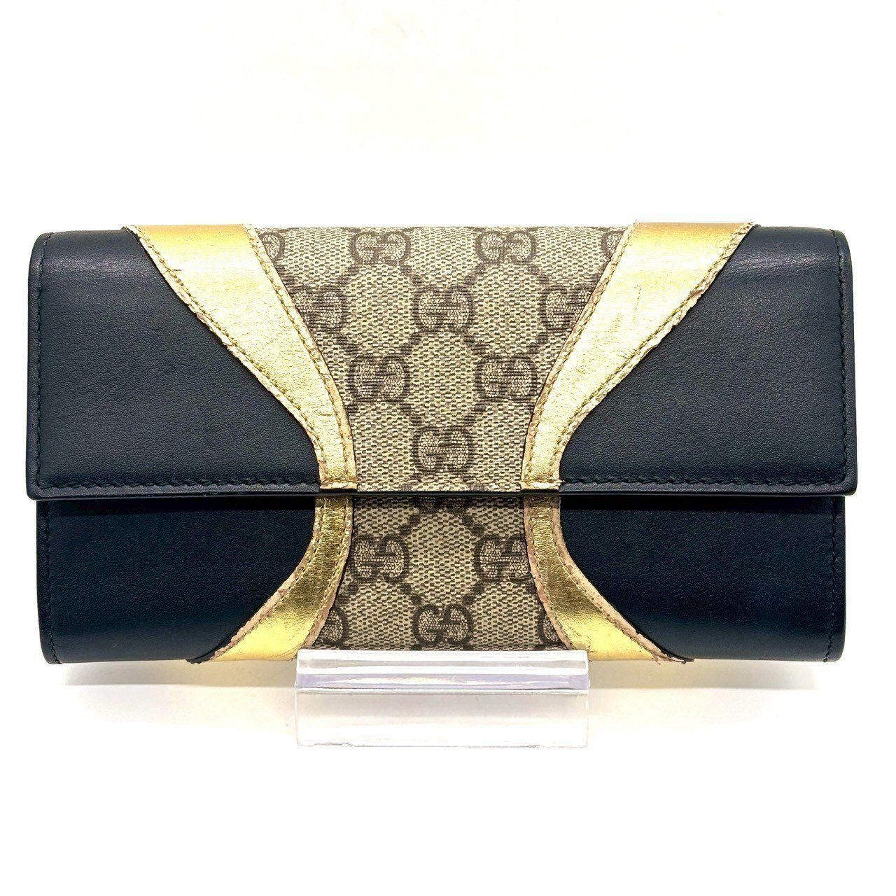 大人の品格を添える✨ GUCCI グッチ 長財布 GGスプリーム フラップ PVC