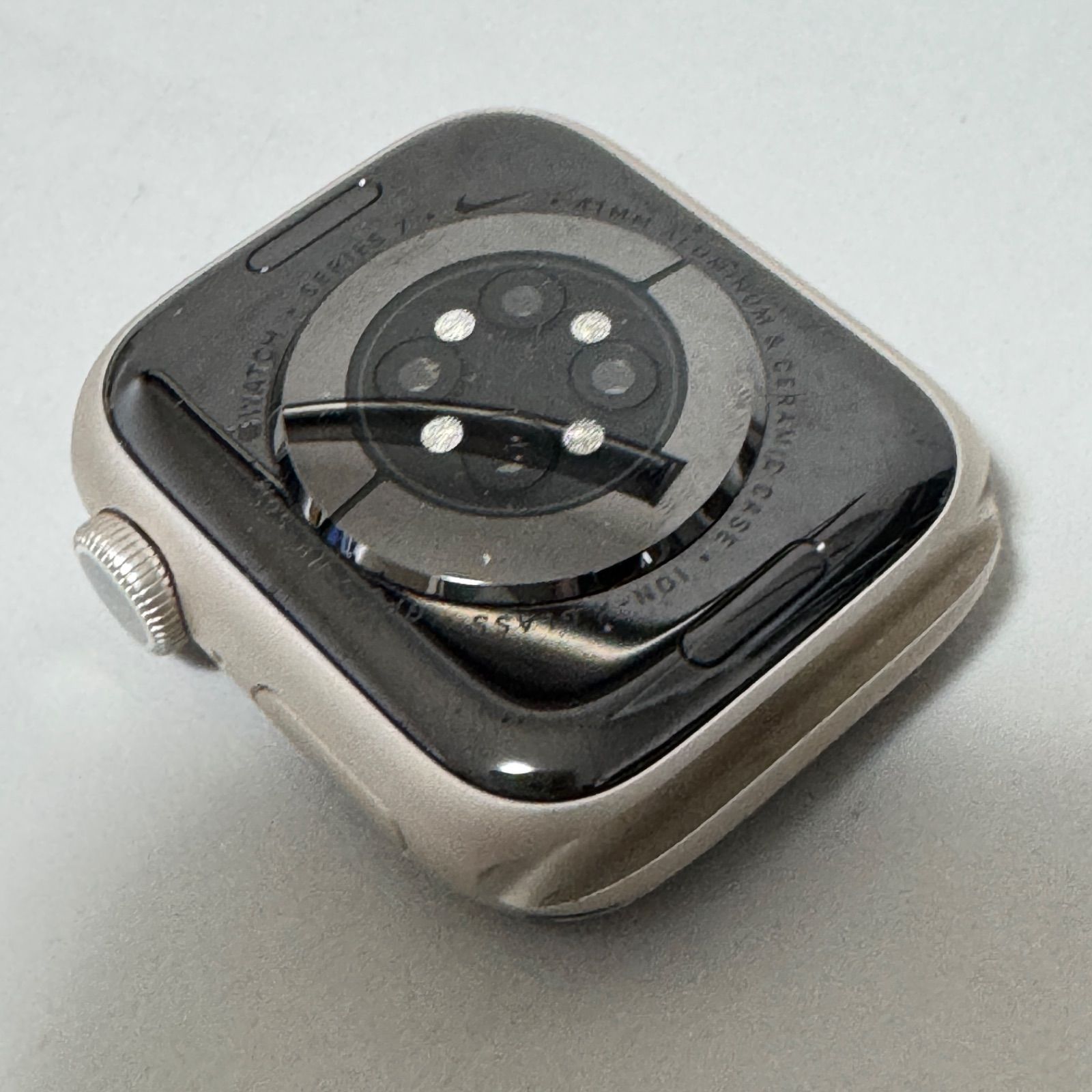Apple Watch Nike Series 7 GPSモデル 41mm スターライトアルミニウム 