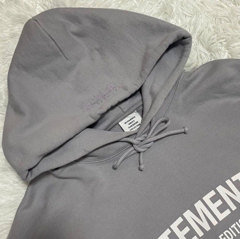 ヴェトモン センターロゴ 希少カラー パーカー オーバーサイズ