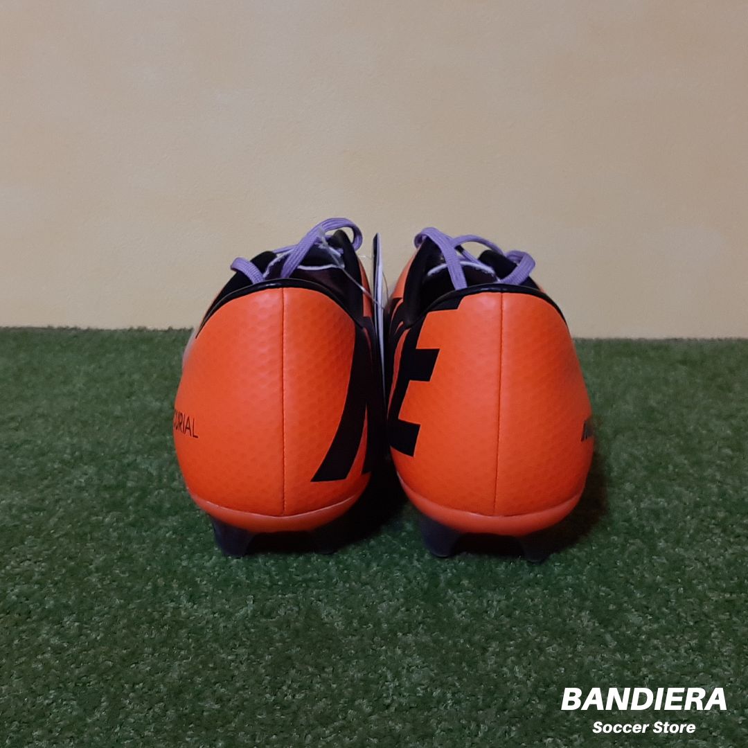 新品・未使用】NIKE ナイキ サッカースパイク マーキュリアルベロチ HG