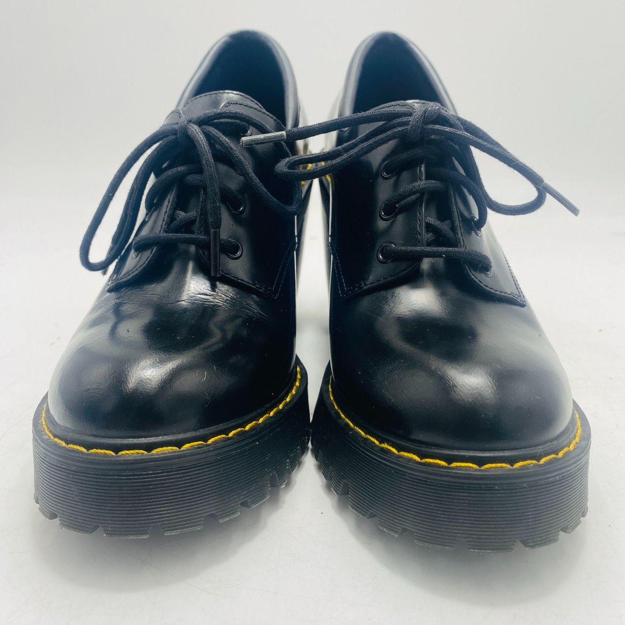 美品 Dr.Martens SALOME スムースレザー レースアップ ブーツ 美品 Dr.Martens SALOME スムースレザー レースアップ ブーツ