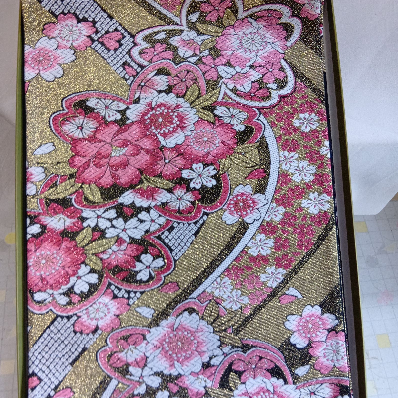 高級西陣織袋帯(流水に花柄）帯芯、仕立ては付いていません。 - メルカリ