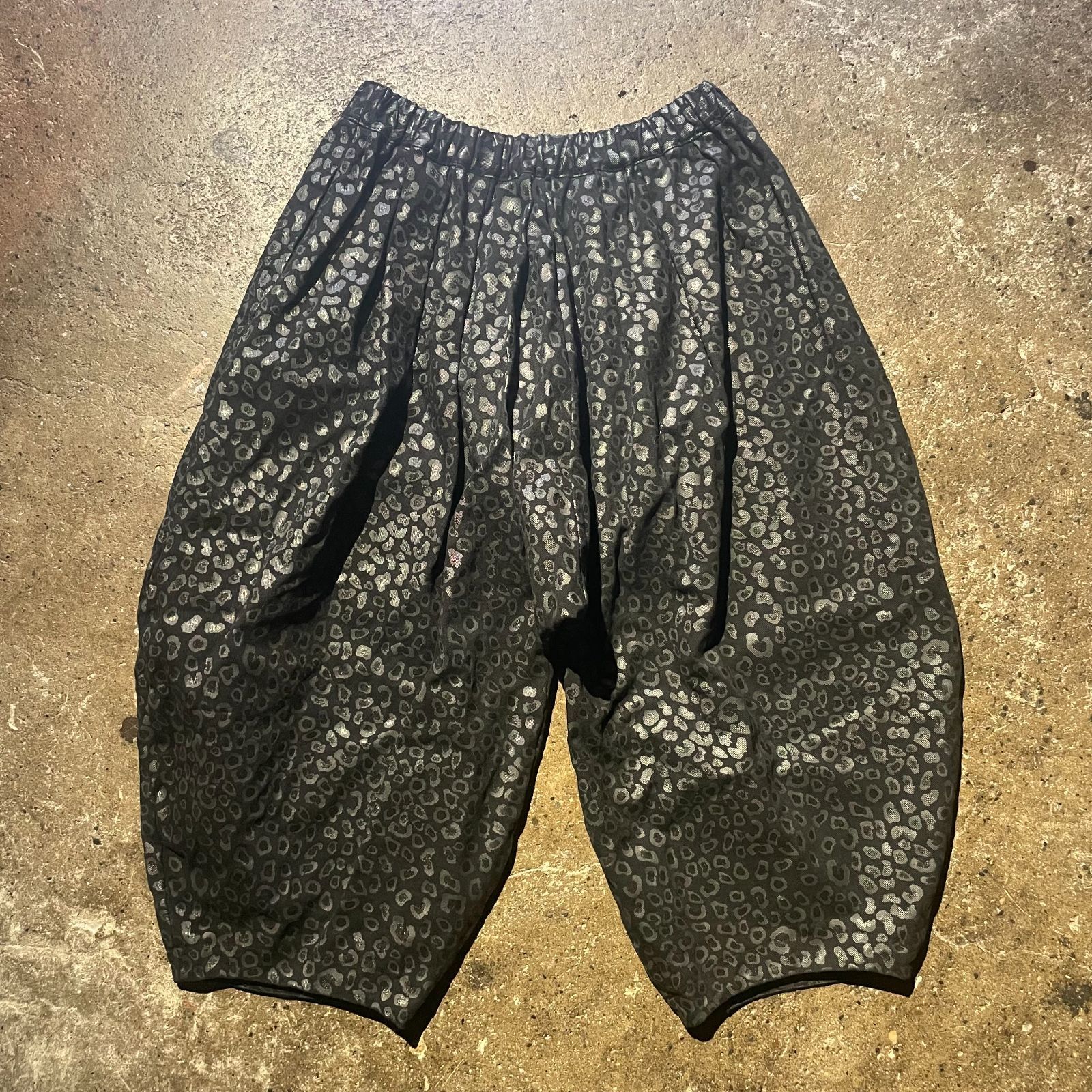 BLACK COMME des GARCONS 花柄 サルエル バルーンパンツ BLACK COMME des GARCONS 花柄 サルエル バルーンパンツ 楽天市場