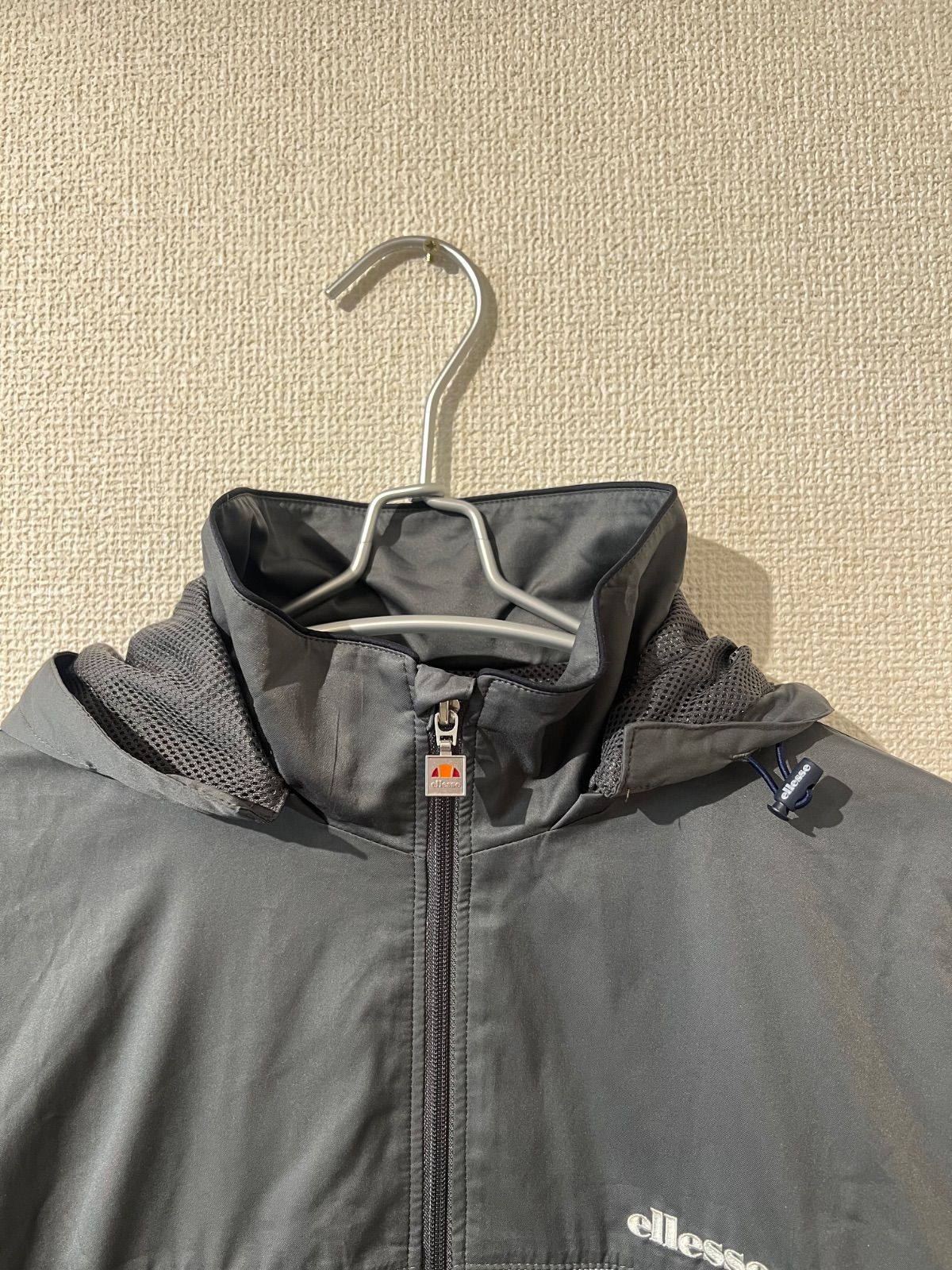 極美品】 ellesse エレッセ ナイロンジャケット ウインドブレーカー