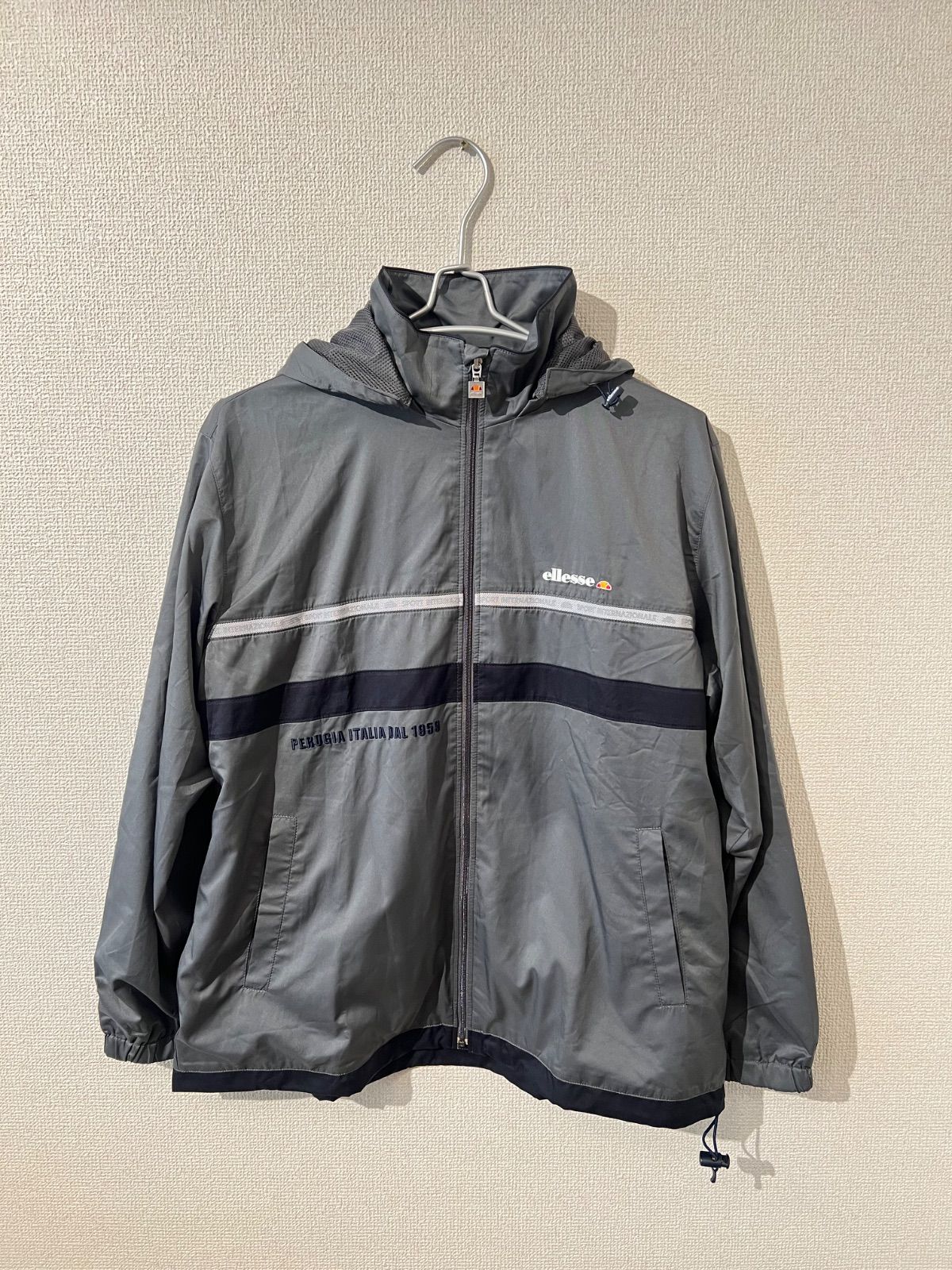 極美品】 ellesse エレッセ ナイロンジャケット ウインドブレーカー