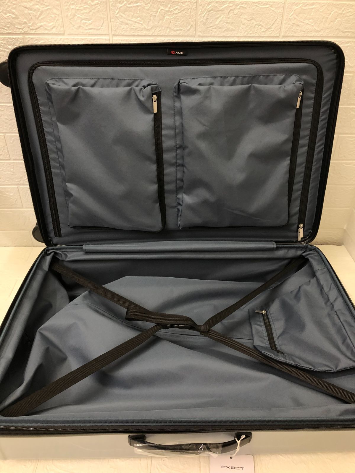 ACE EXACT エース イグザクト プリズム ボディ スーツケース 78-94L