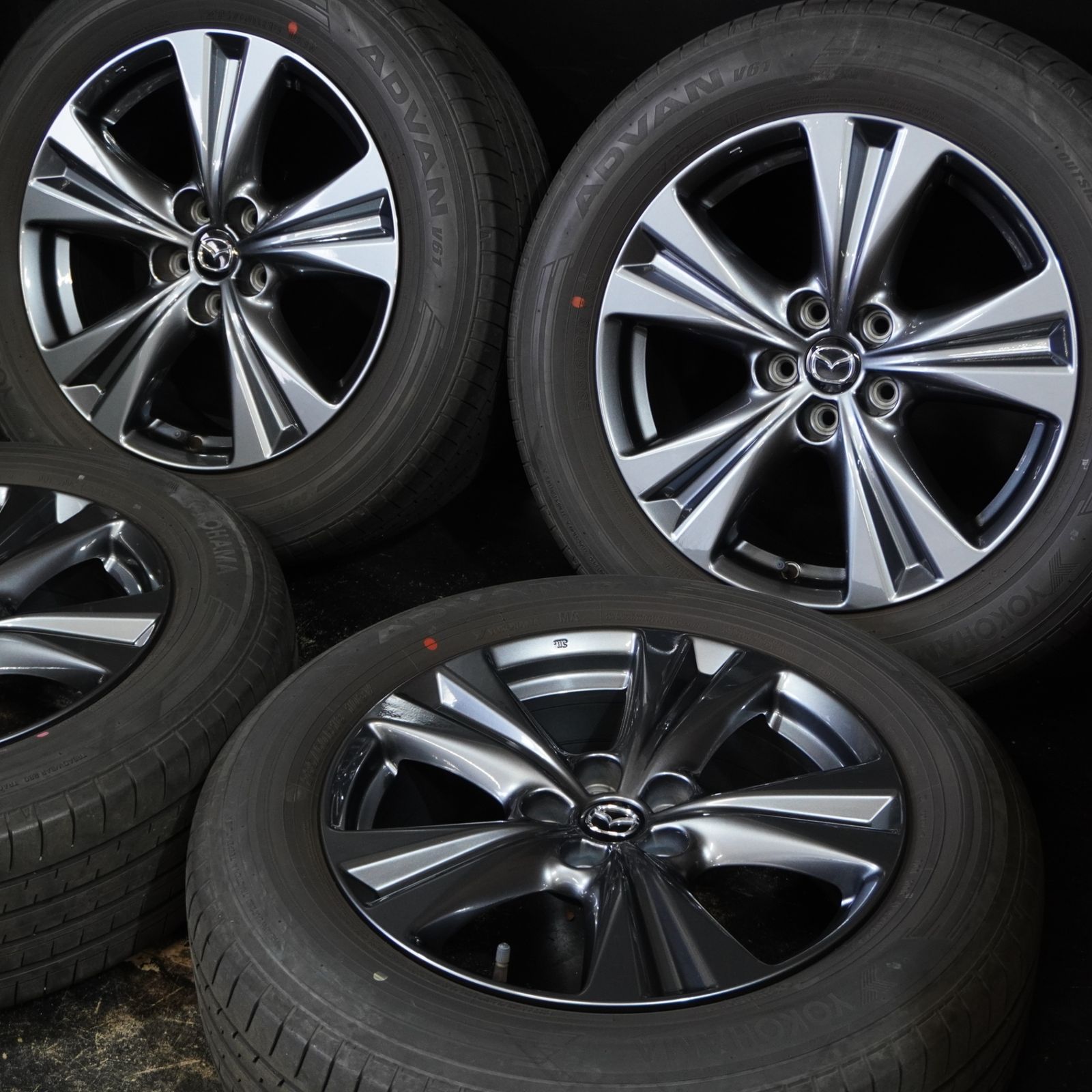 23年製 ヨコハマ ADVAN V61 / CX-60 純正 【 235/60R18 / 7.5J +45