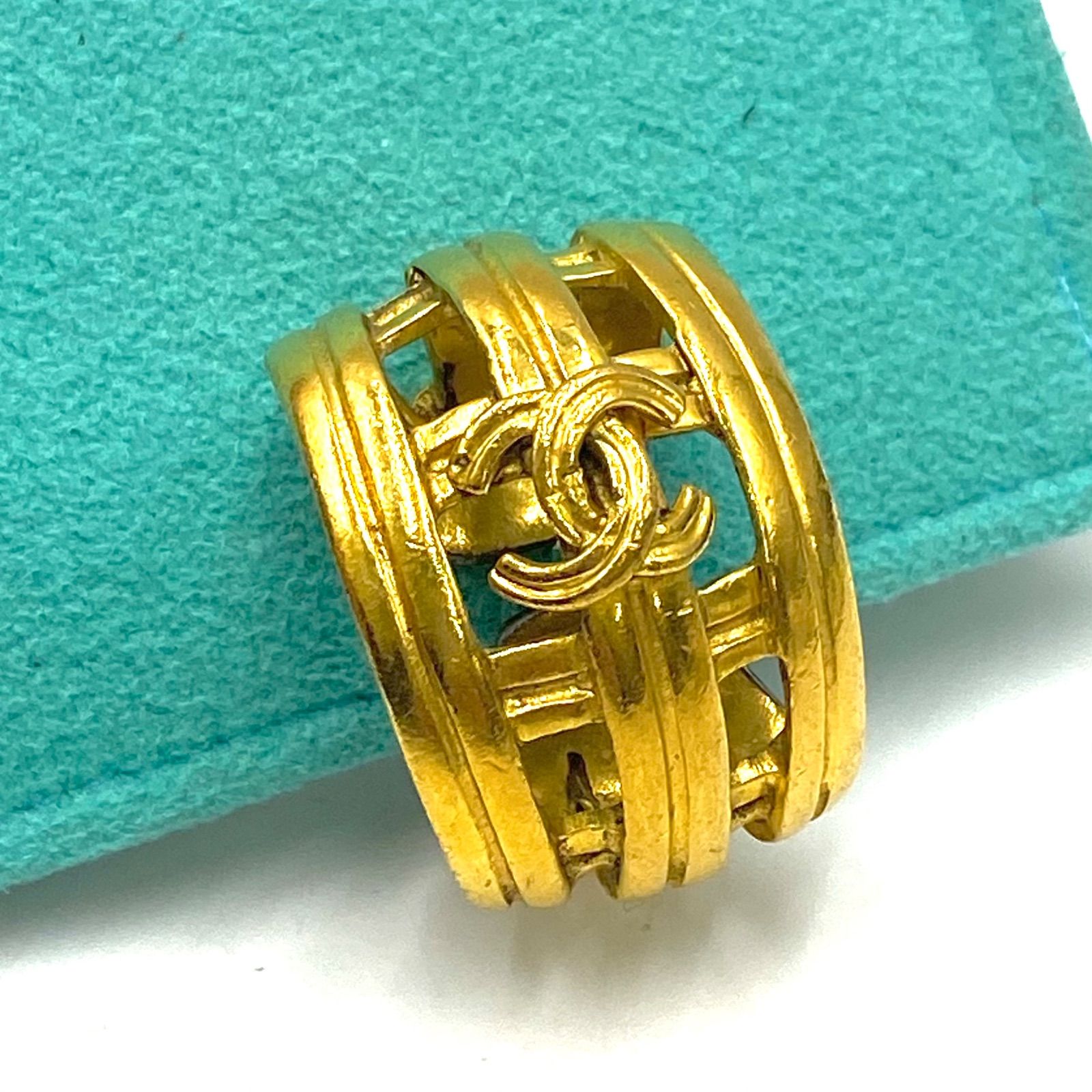 希少 CHANEL シャネル イヤリング 片耳 ゴールド ココマーク フープ