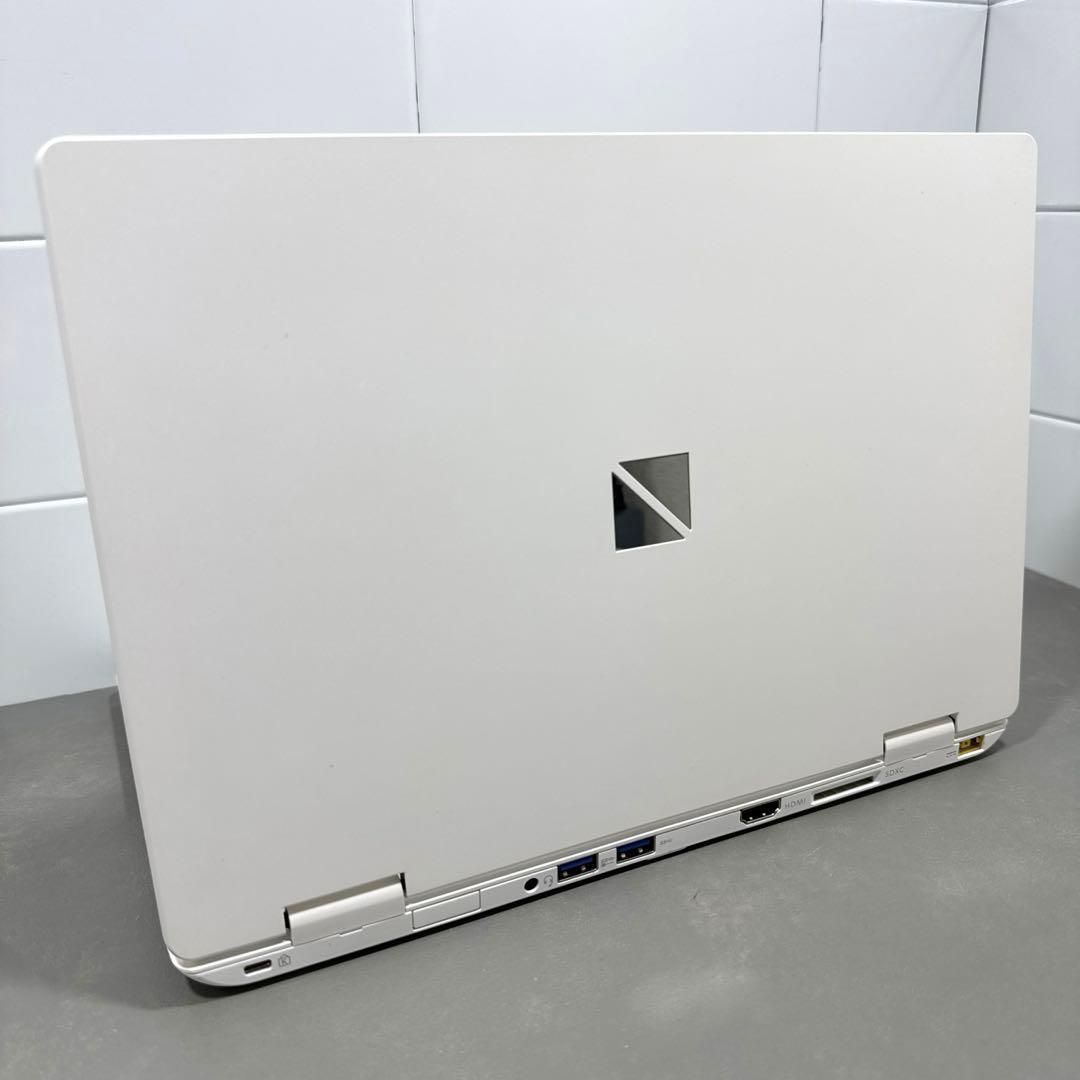 【超軽量】NECLavieプレミアムホワイト☘corei7☘NVMe512 超軽量】NECLavieプレミアムホワイト☘corei7☘NVMe512 - メルカリ