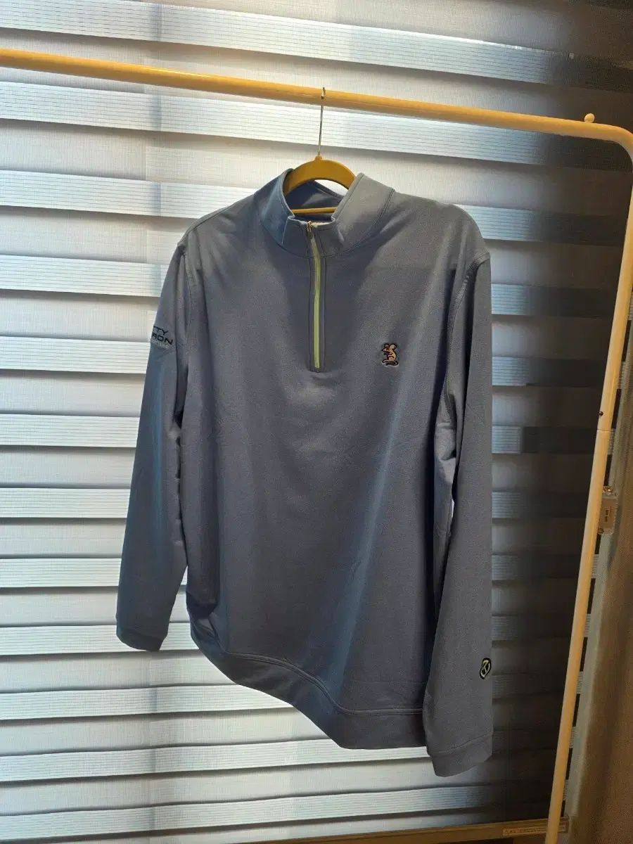 スコッティキャメロンサークルツアー長袖Tシャツ未使用新品超レア スコッティキャメロンサークルツアー長袖Tシャツ未使用新品超レア