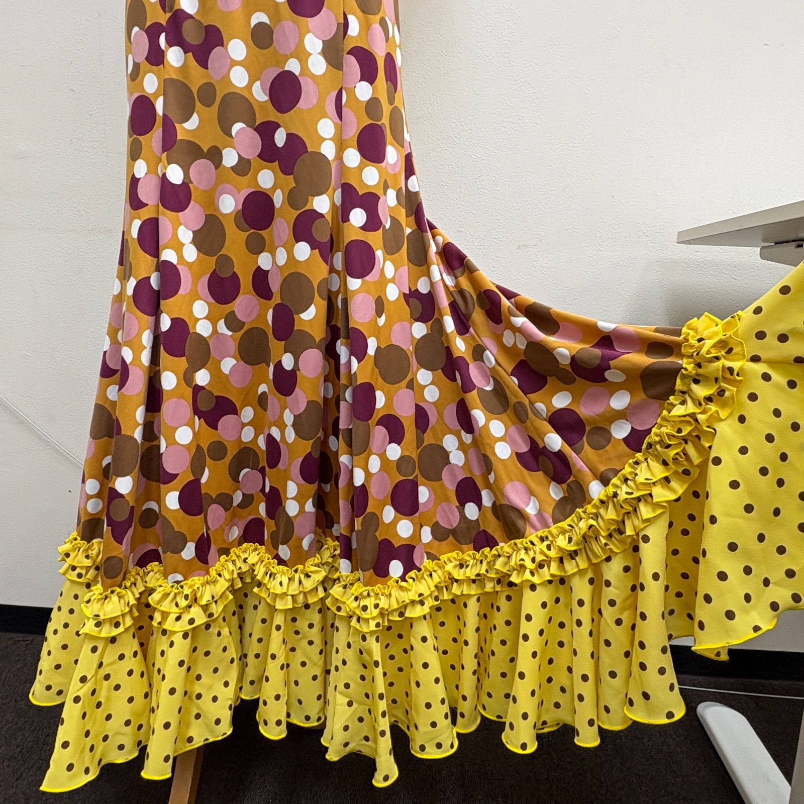 ソニアジョーンズ】フラメンコ衣装 スカート ファルダ オレンジ 黄色