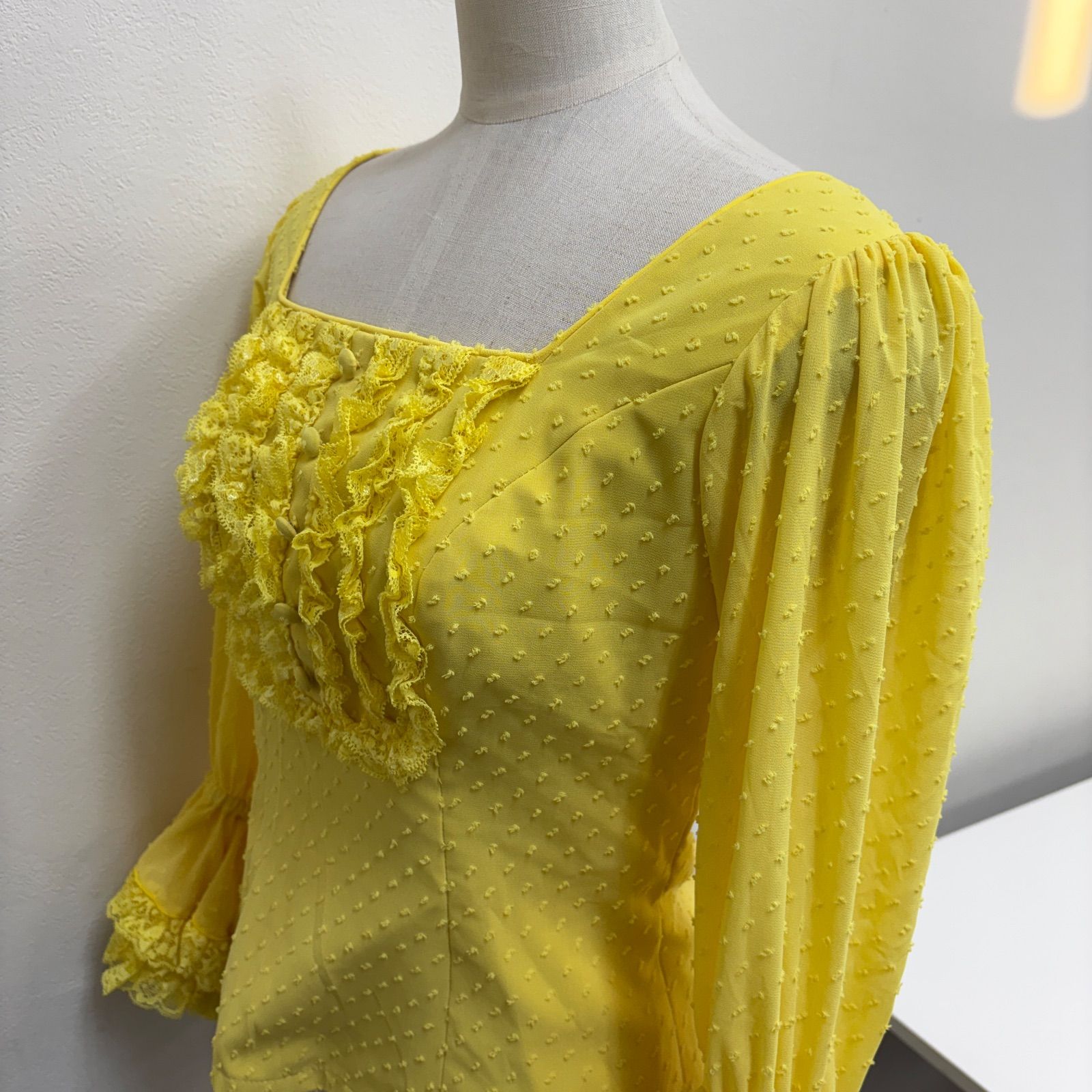 ソニアジョーンズ】フラメンコ衣装 トップス 黄色 フリル 七分袖