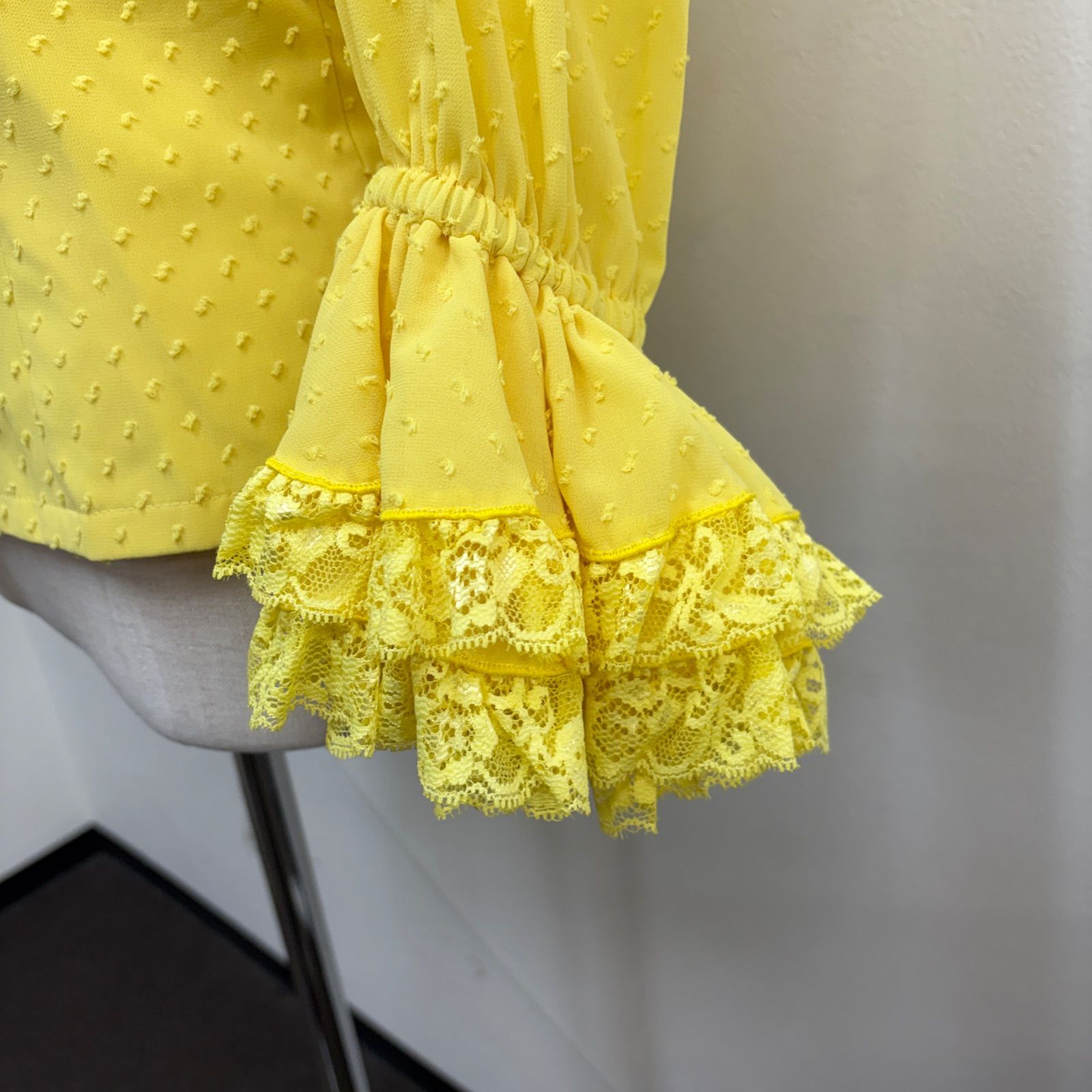 ソニアジョーンズ】フラメンコ衣装 トップス 黄色 フリル 七分袖