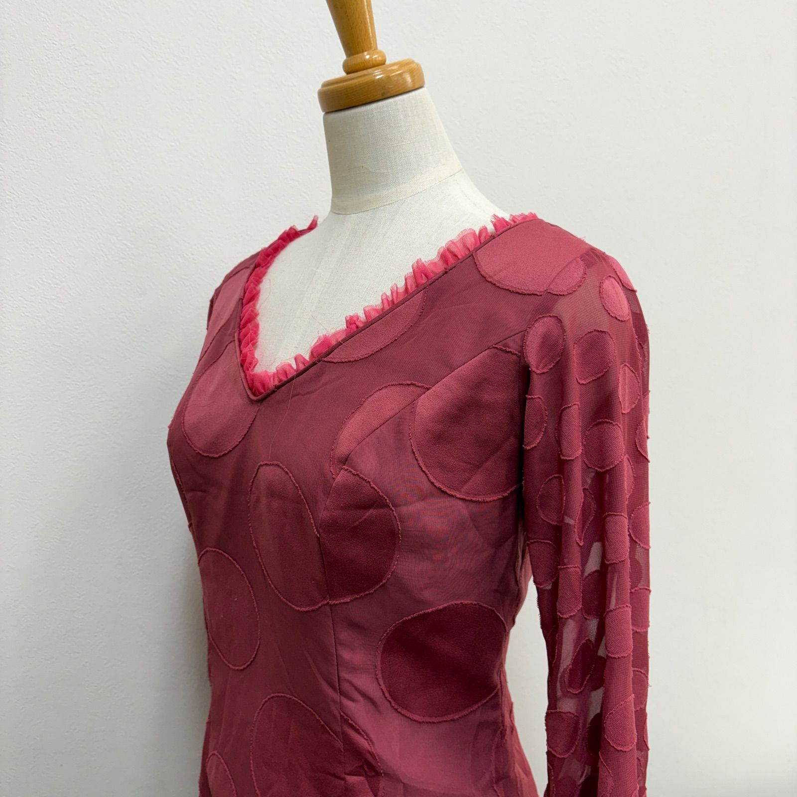 【ソニアジョーンズ】サイズ② 赤フレア袖　トップス ソニアジョーンズ】サイズ② 赤フレア袖 トップス