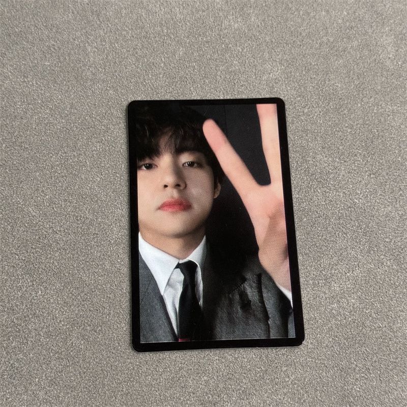 BTS Proof ラキドロ当選品 UM 限定 テヒョン テテトレカ - メルカリ