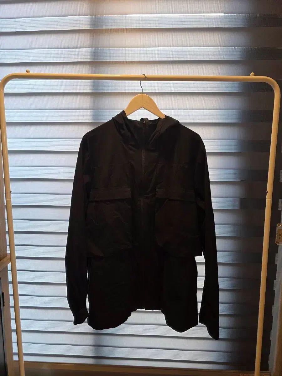 ルルレモン ブラック ウィンドブレーカー 機能性 XL