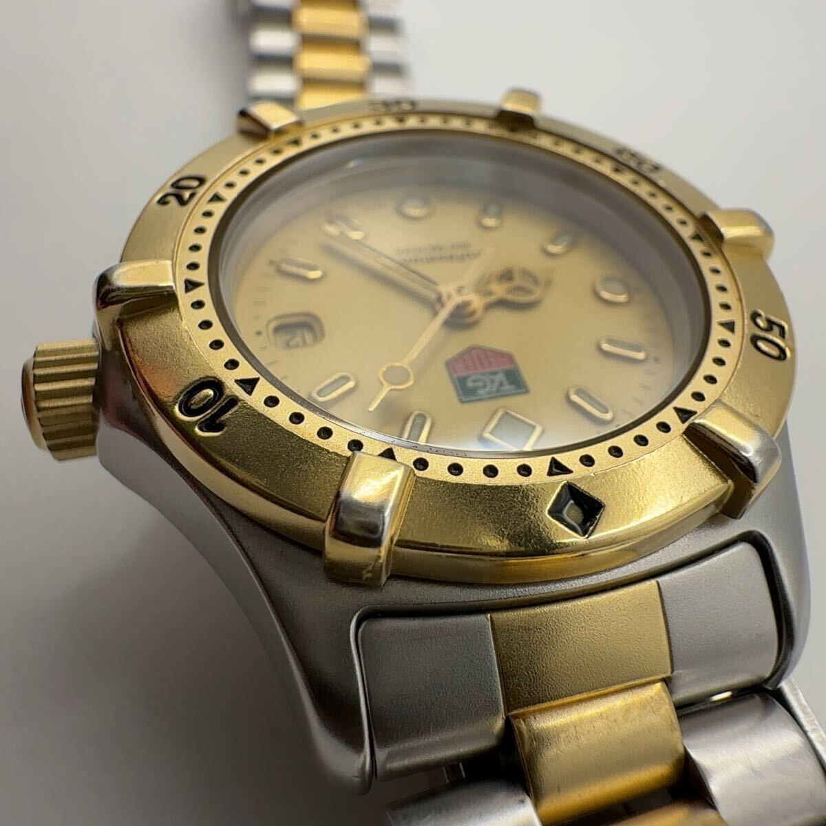 TAG HEUER タグホイヤー プロフェッショナル クォーツ レディース