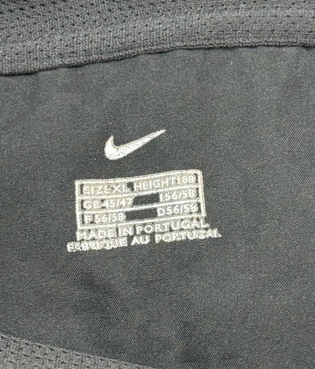 03-05 MANCHESTER UNITED FC(マンチェスター・ユナイテッドFC) 黒 XL