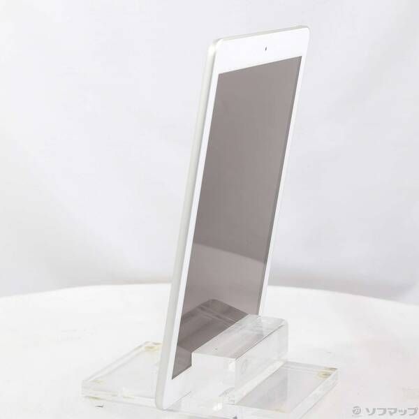 中古品〕 iPad 第6世代 128GB シルバー MR7K2J／A Wi-Fi【368】 - メルカリ