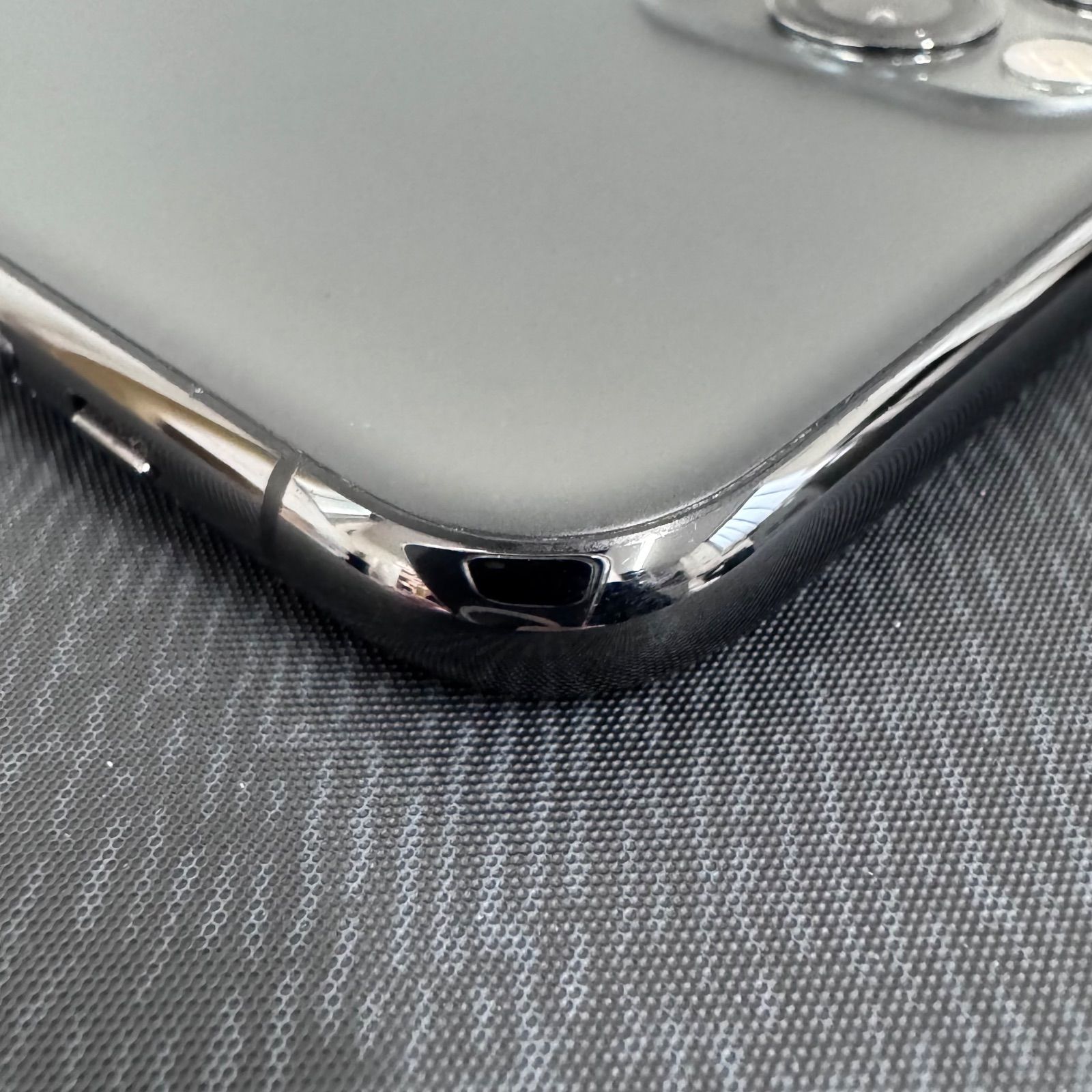 SIMロック解除済 iPhone 11 Pro 256GB スペースグレイ MWC72J/A - メルカリ