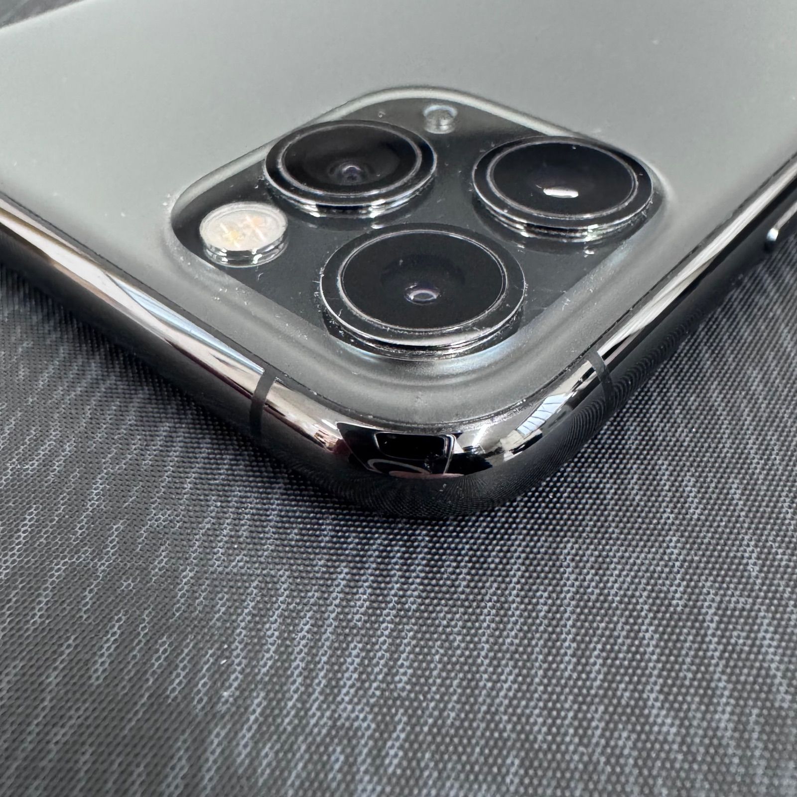 SIMロック解除済 iPhone 11 Pro 256GB スペースグレイ MWC72J/A - メルカリ