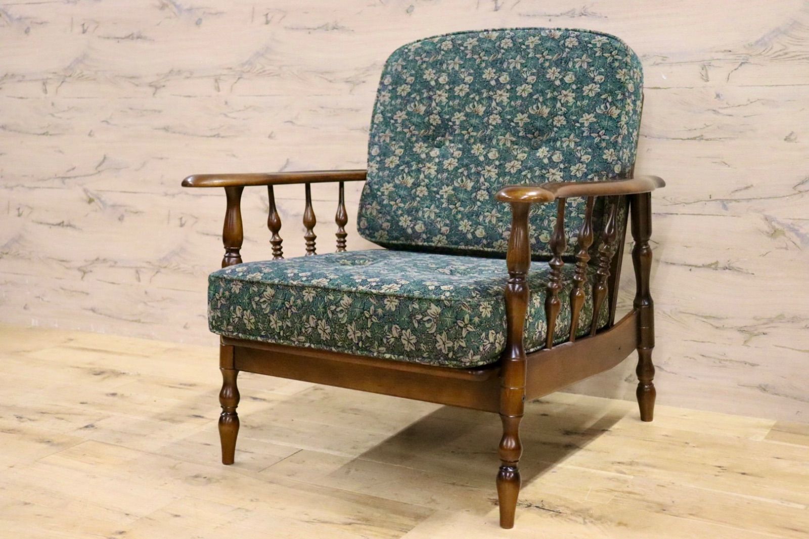 KARIMOKU カリモク 一人掛けソファ コロニアル アームチェア カリモク家具｜コロニアル｜アームチェア｜1人掛ソファ