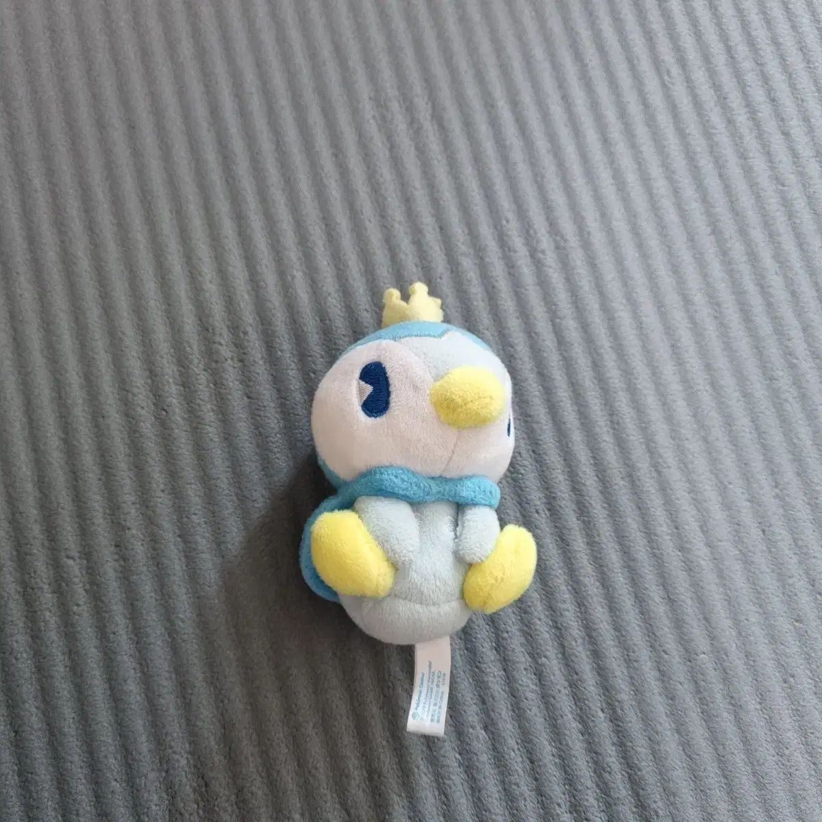 ポケットモンスター おいしいみず マスコットぬいぐるみ キーホルダー ポッチャマ Amazon.co.jp: ポケモンセンターオリジナル マスコット おいしいみず