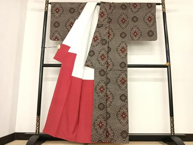 平和屋着物●本場大島紬　龍郷絣　正絹　逸品　AABE1604fy 平和屋着物○本場大島紬 龍郷絣 正絹 逸品 AABF0407fy - メルカリ