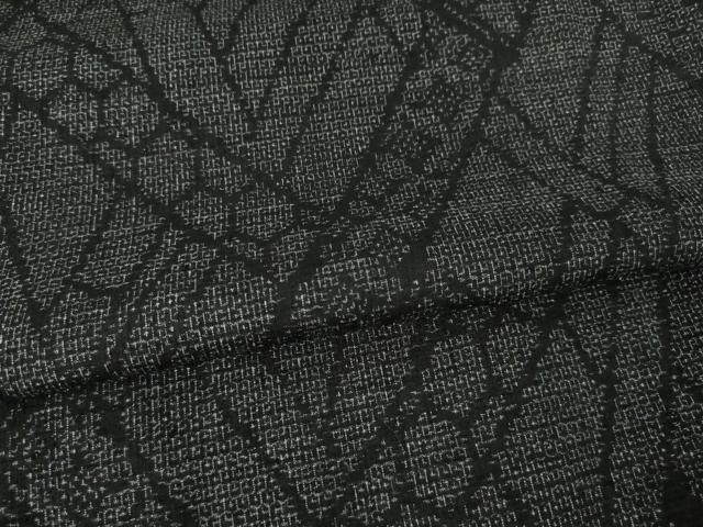 平和屋着物○本場結城紬 重要無形文化財 100亀甲 笹竹文 藤貫織物謹製