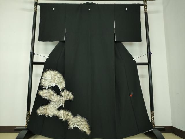 平和屋本店●極上　国際的伝統工芸作家　十二代・藤林徳扇　苑寿　小紋　駒刺繍　舞扇　撫子色地　銀糸　逸品　未使用　DZAB1570kh5 平和屋着物○国際的伝統工芸作家 十二代・藤林徳扇 苑寿 黒留袖 総駒