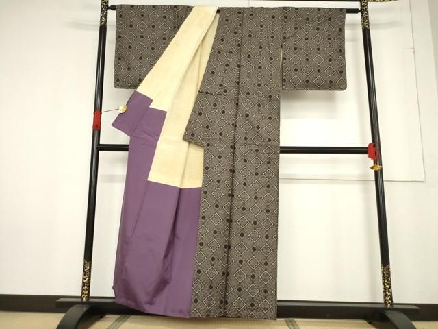 平和屋着物●本場大島紬　龍郷絣　泥染め　菱花文　栄義雄作　証紙付き　正絹　逸品　CABA8265ut 平和屋着物○本場大島紬 龍郷絣 泥染め 菱花文 栄義雄作