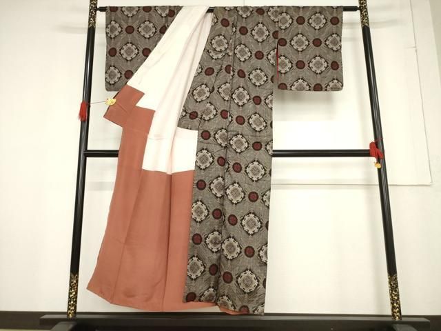 平和屋着物●本場大島紬　龍郷絣　花菱文　正絹　逸品　AABF0954ck 平和屋着物○本場大島紬 龍郷絣 花菱文 正絹 逸品 AABF0953ck 【公式通販】