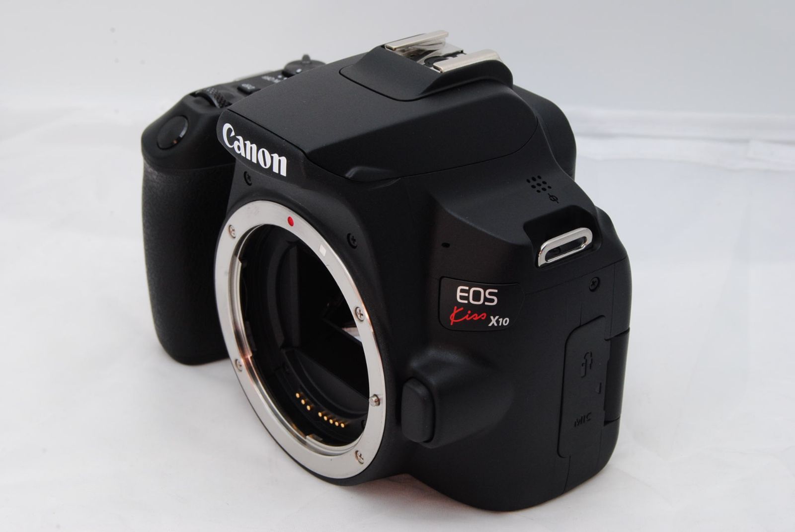 ショット数1000枚以下■新品級■キャノン EOS Kiss x10 ショット数1,000以下！□ほぼ新品□ CANON EOS Kiss X10 - メルカリ