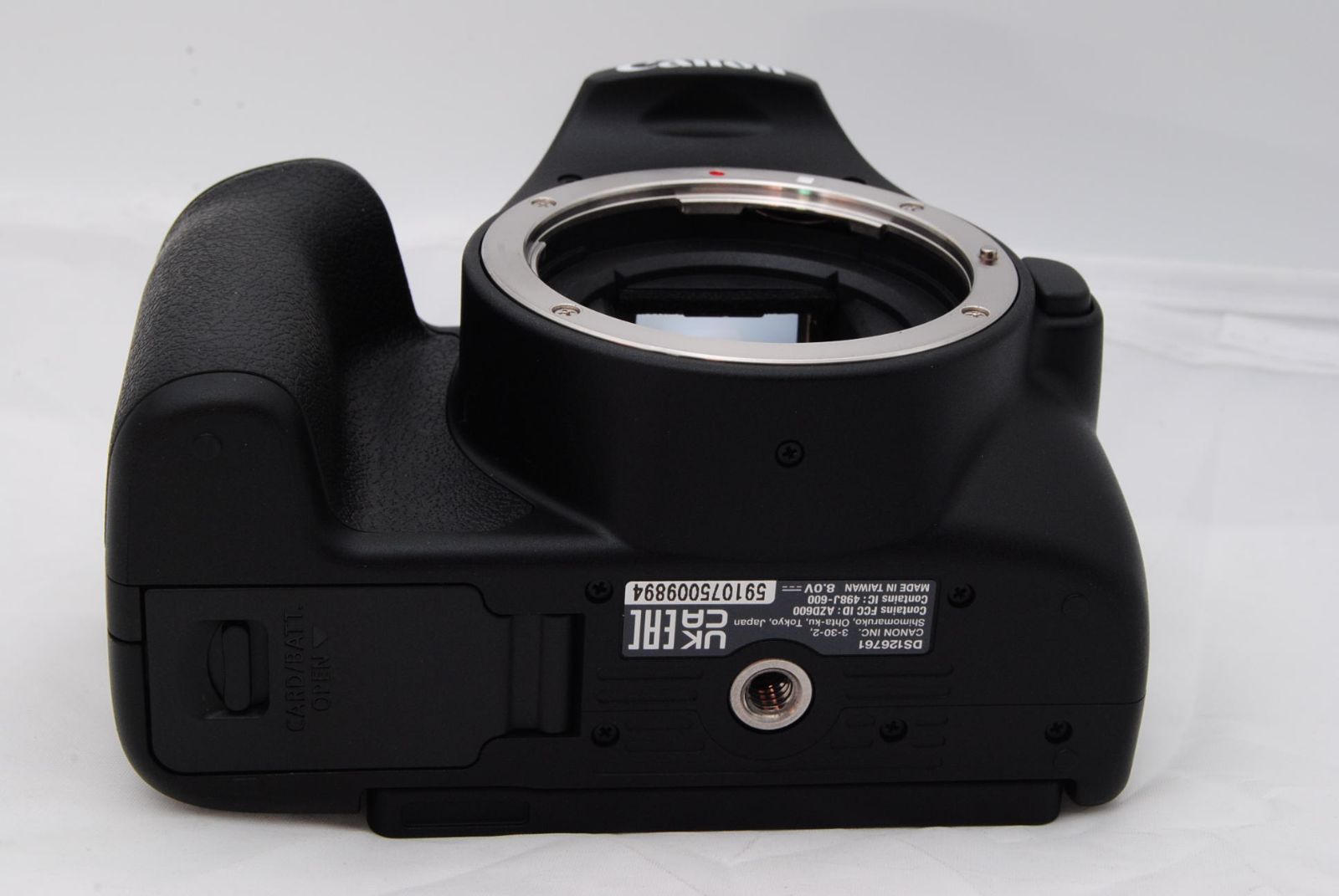 1000ショット以下！新品級 ☆ Canon デジタル一眼レフカメラ EOS Kiss