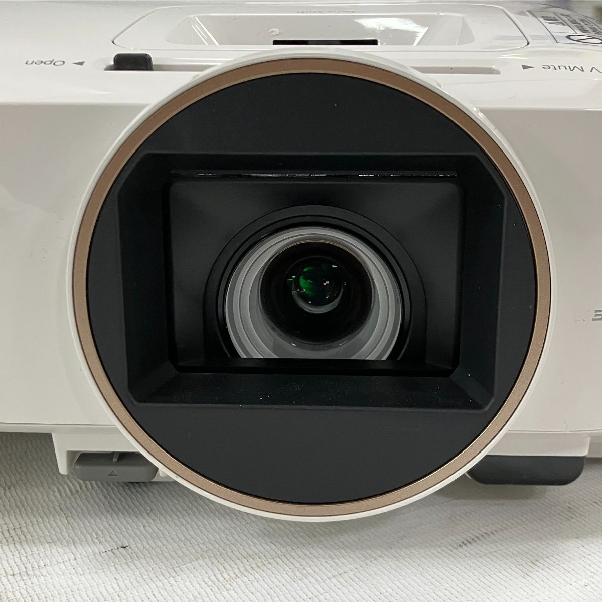 EPSON EH-TW5650 2517H プロジェクター ビジネス 投影 出力機器