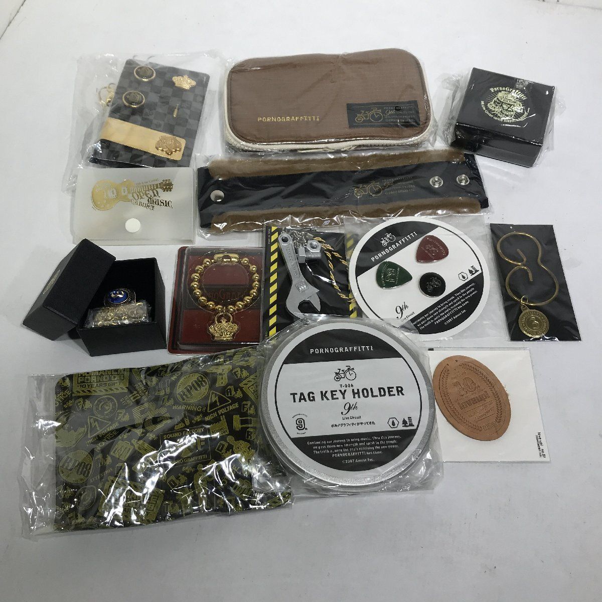 城東19-048] ポルノグラフィティ グッズ 大量 まとめ 現状品 【公式通販】