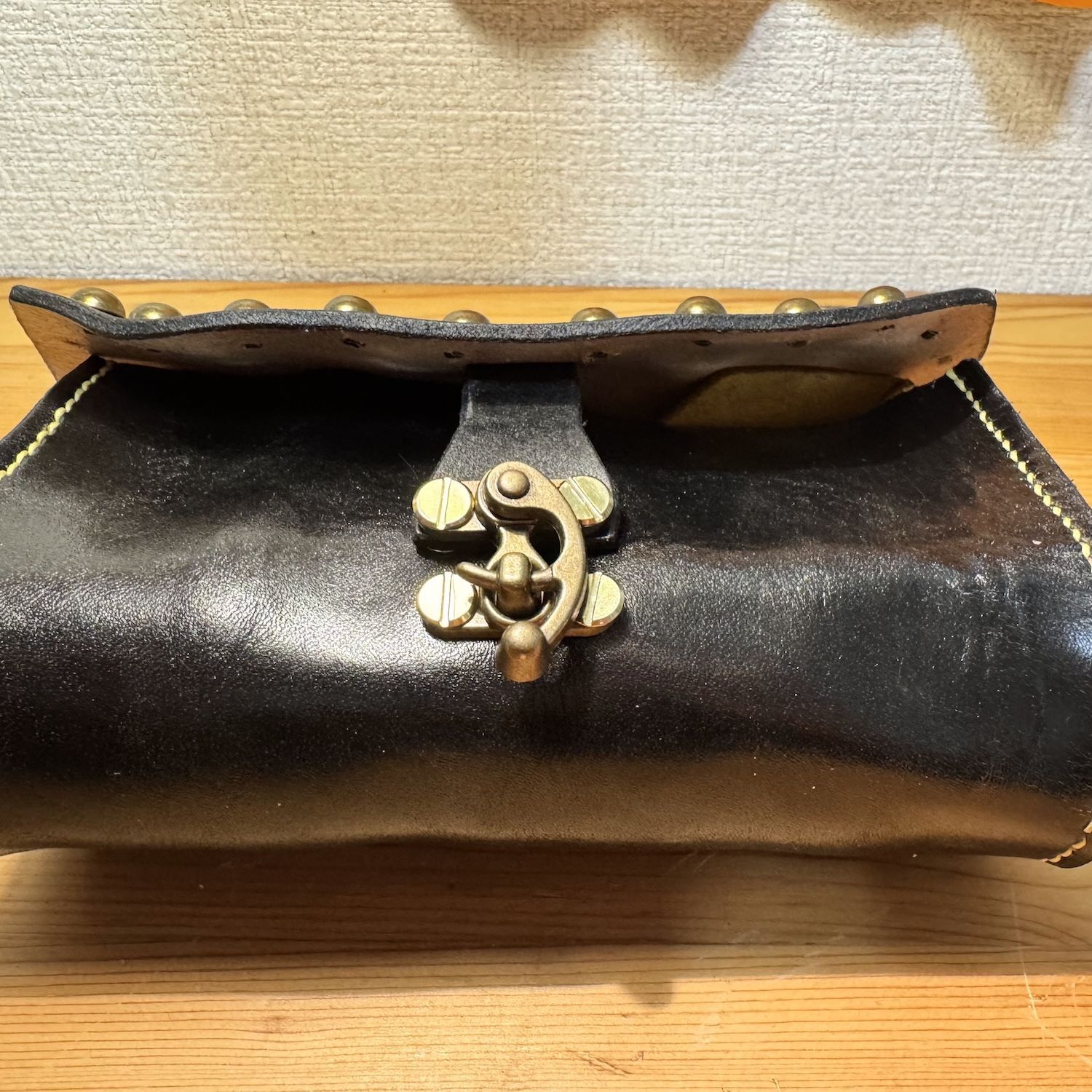 牛本革ヴィンテージ加工ツールバッグS スタッズ 漆黒ブラック 