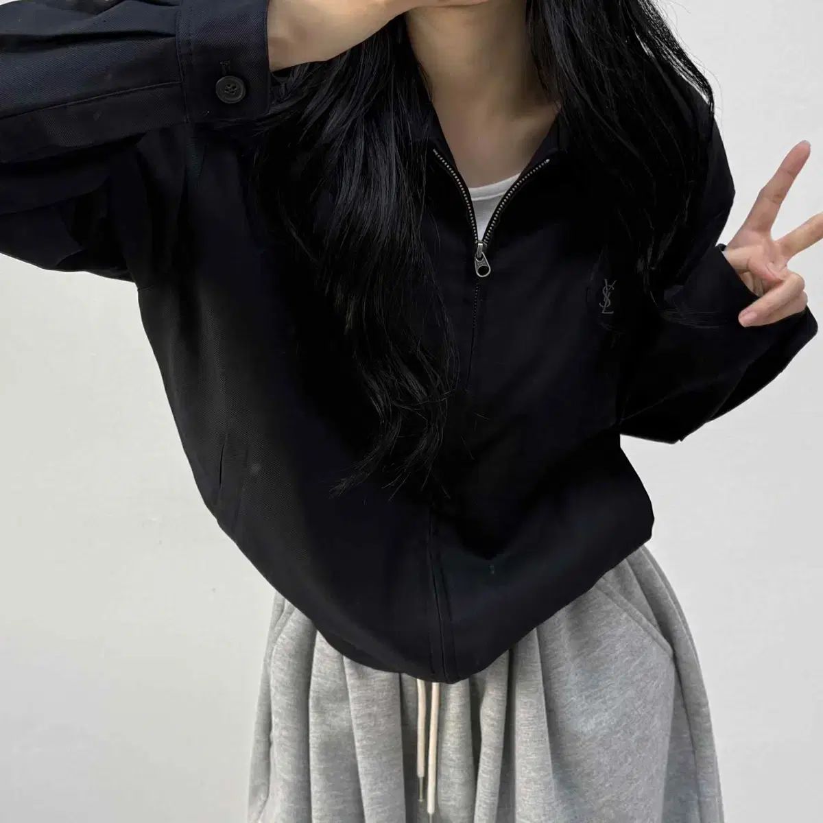 イヴ・サンローラン YSL シグネチャー ブラック スイングトップ