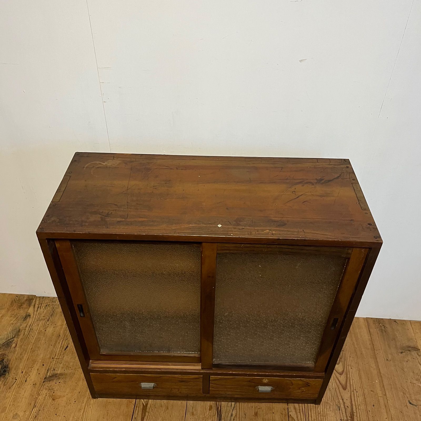 アンティーク ガラス戸棚 引き戸収納棚 古家具 食器棚 キャビネット