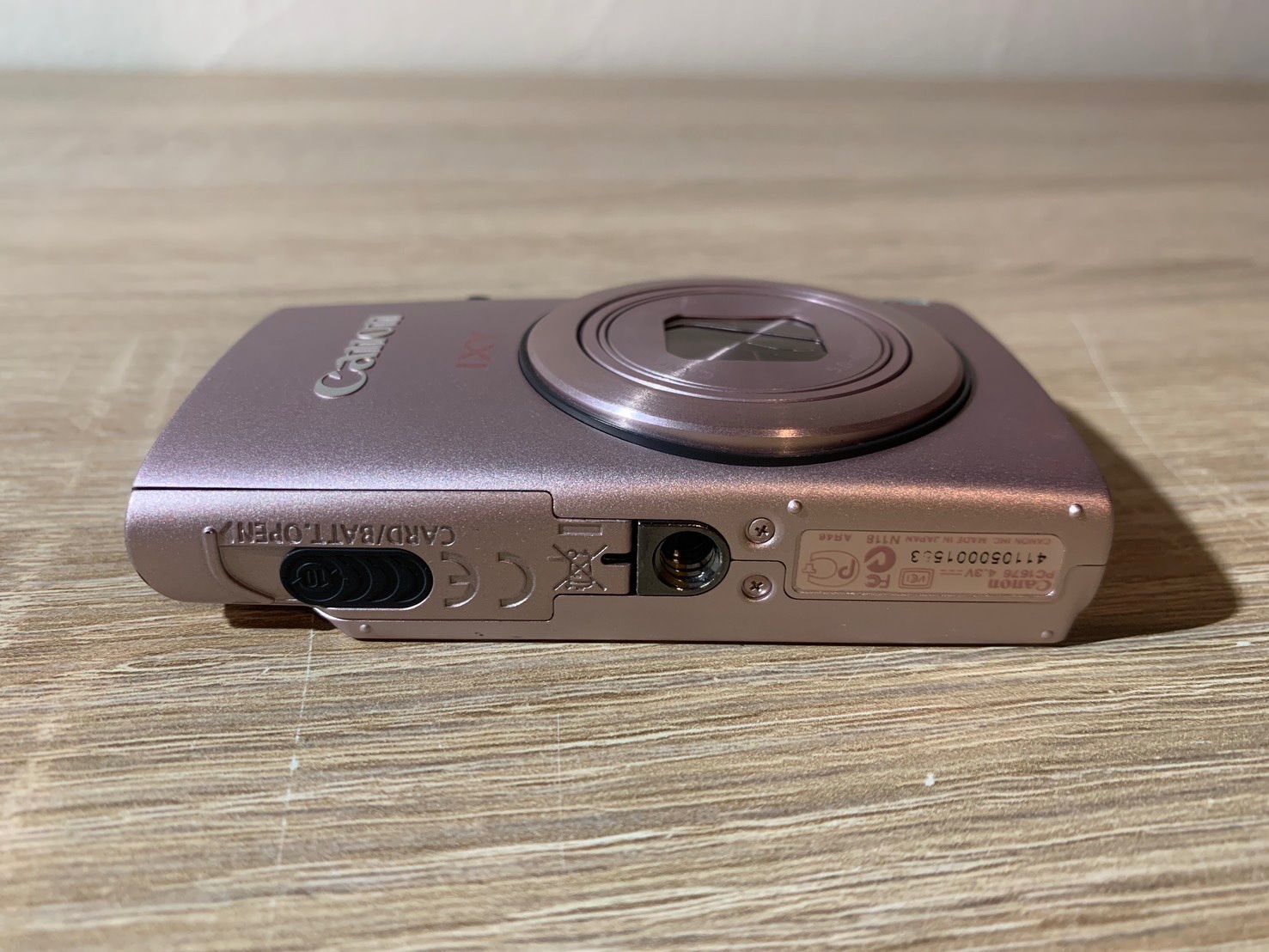 美品 Canon IXY600F Samantha Thavasa デジカメ Canon IXY600F Samantha Thavasa 【公式通販】