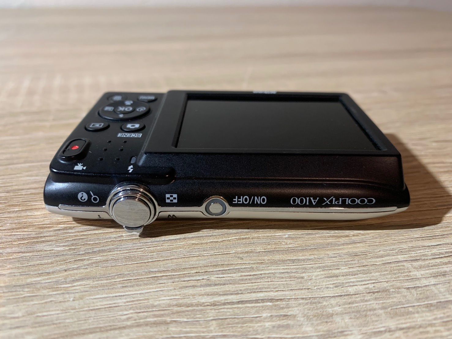 Nikon COOLPIX A100❗️シルバー系❗️ジャンク品 i-camera-shop_nikon-coolpix-