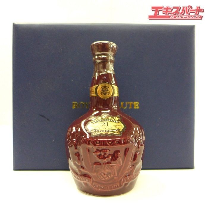ロイヤルサルート21年 青&赤 ミニボトルセット - メルカリ