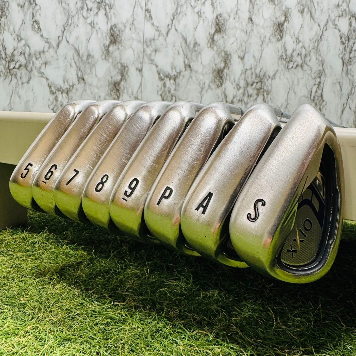 【良品】豪華8本 9代目ゼクシオ XXIO9 メンズアイアンセット R 良品】豪華8本 9代目ゼクシオ XXIO9 メンズアイアンセット スチール S