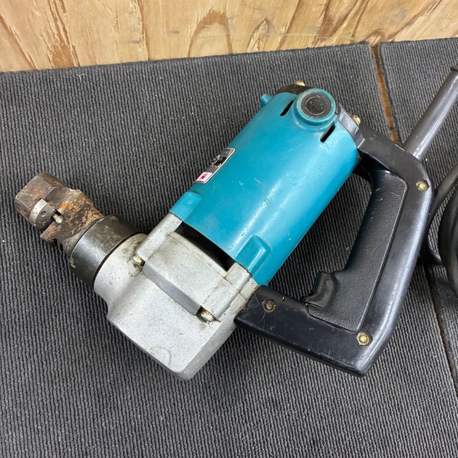 現状品 マキタ ニブラ JN3200 100V 1300/min 動作品 切断機