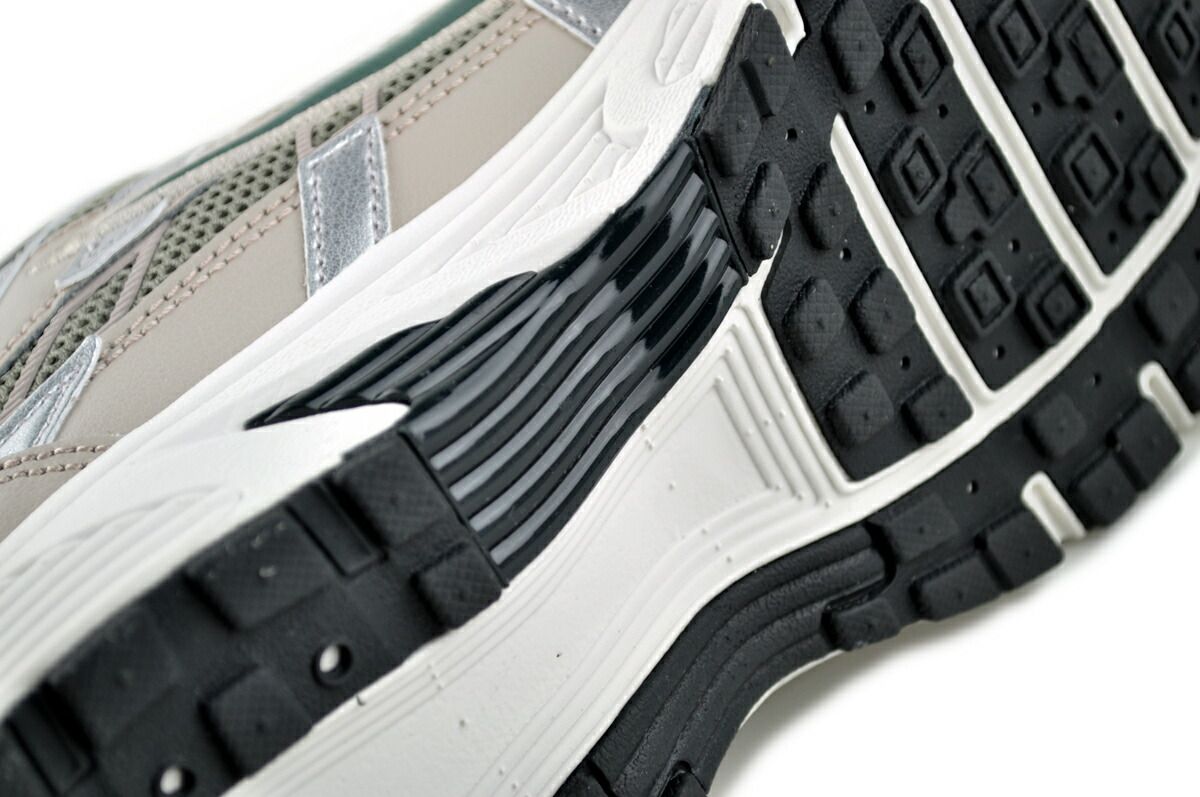 ナイキ P-6000 クリームII クレイグリーン アンスラサイト NIKE P-6000