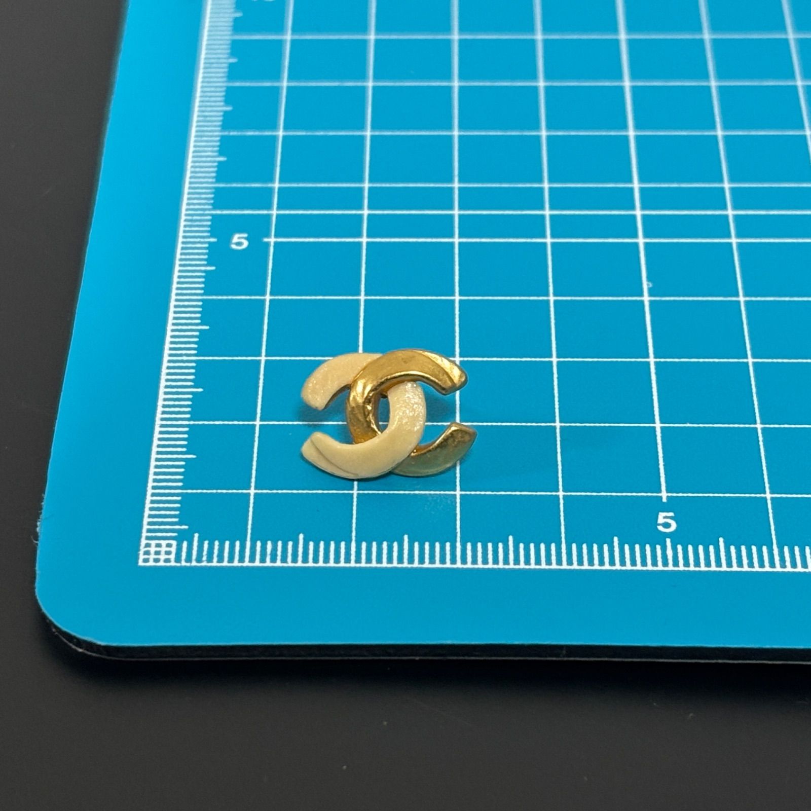 CHANEL シャネル ココマーク ピアス ゴールド 00T ヴィンテージ